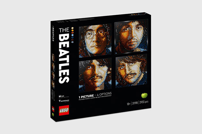 乐高LEGO推出The Beatles 经典专辑《White Album》封面积木模型图片