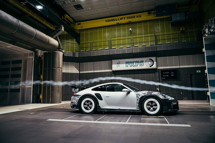 泰卡特TECHART 推出限量Porsche 911 Turbo终极改装版跑车图片9
