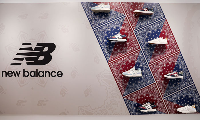 全新New Balance 327 x Paisley腰果花联名鞋即将发售图片