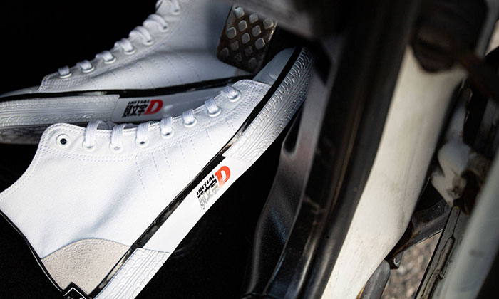 BAIT和阿迪达斯adidas合作推出《头文字D》主题Nizza Hi鞋款图片1