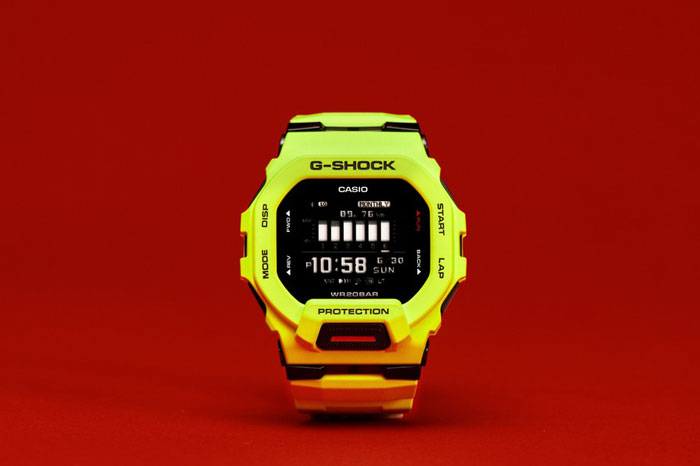 G-SHOCK推出首款方形表盘 G-SQUAD GBD-200 系列手表图片