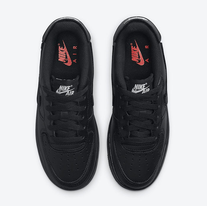 耐克推出全新Nike Air Force 1/1 “Black Crimson”纯黑可撕魔术贴鞋款图片1
