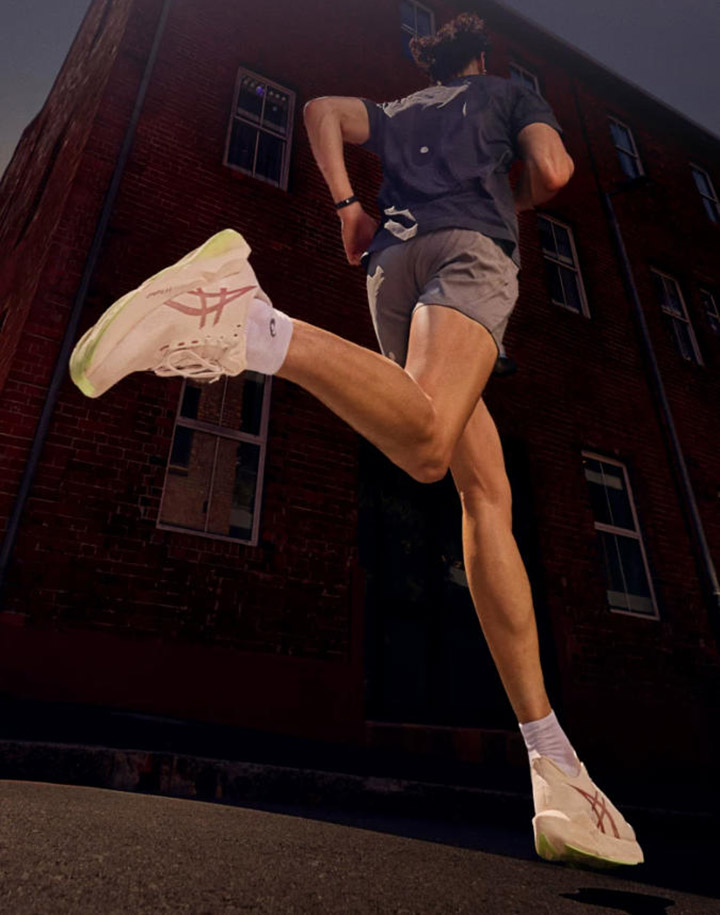 大体重跑者优选 ASICS 2026全新NOVABLAST 6跑鞋上市图片1