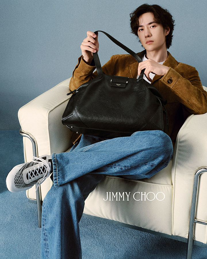 王一博 × JIMMY CHOO新大片曝光！Sunny薄底鞋氛围感拉满图片2