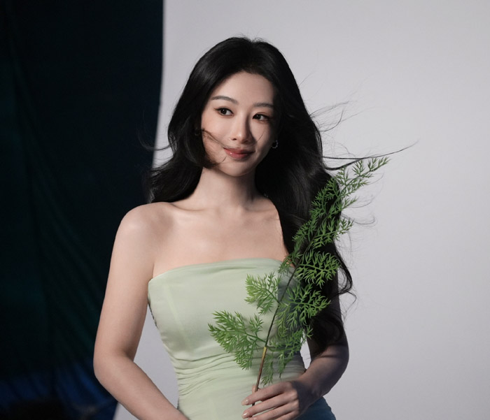 玉泽官宣杨紫成为首位护肤全球代言人图片2
