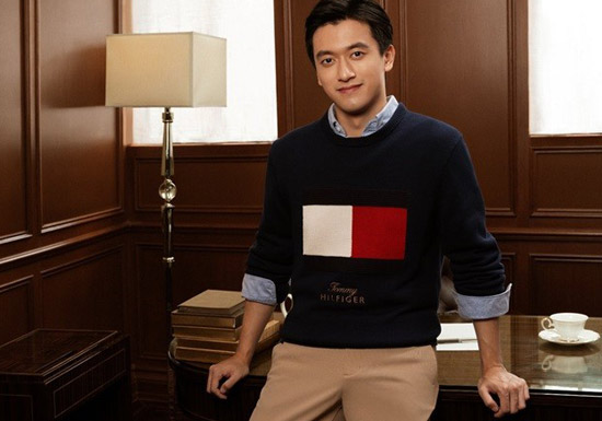 TOMMY HILFIGER 携手品牌全球代言人周冠宇出镜广告大片，将美式摩登学院风带入上海图片